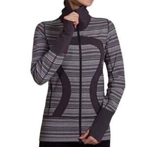 Lululemon Full Zip Gray Stripe‎ In Stride Jacket Size 4